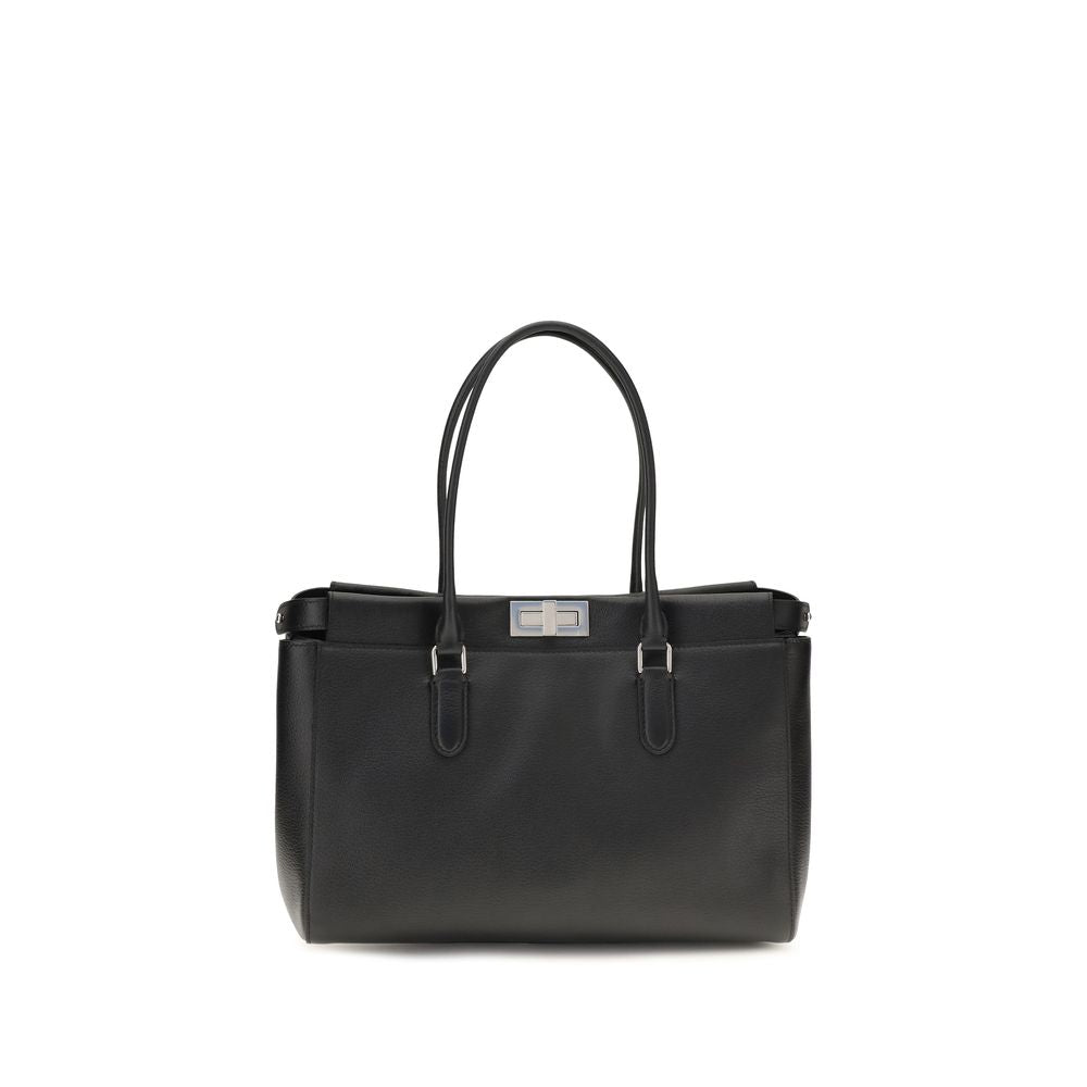 Fendi Borsa a Spalla Nera in Pelle di Vitello