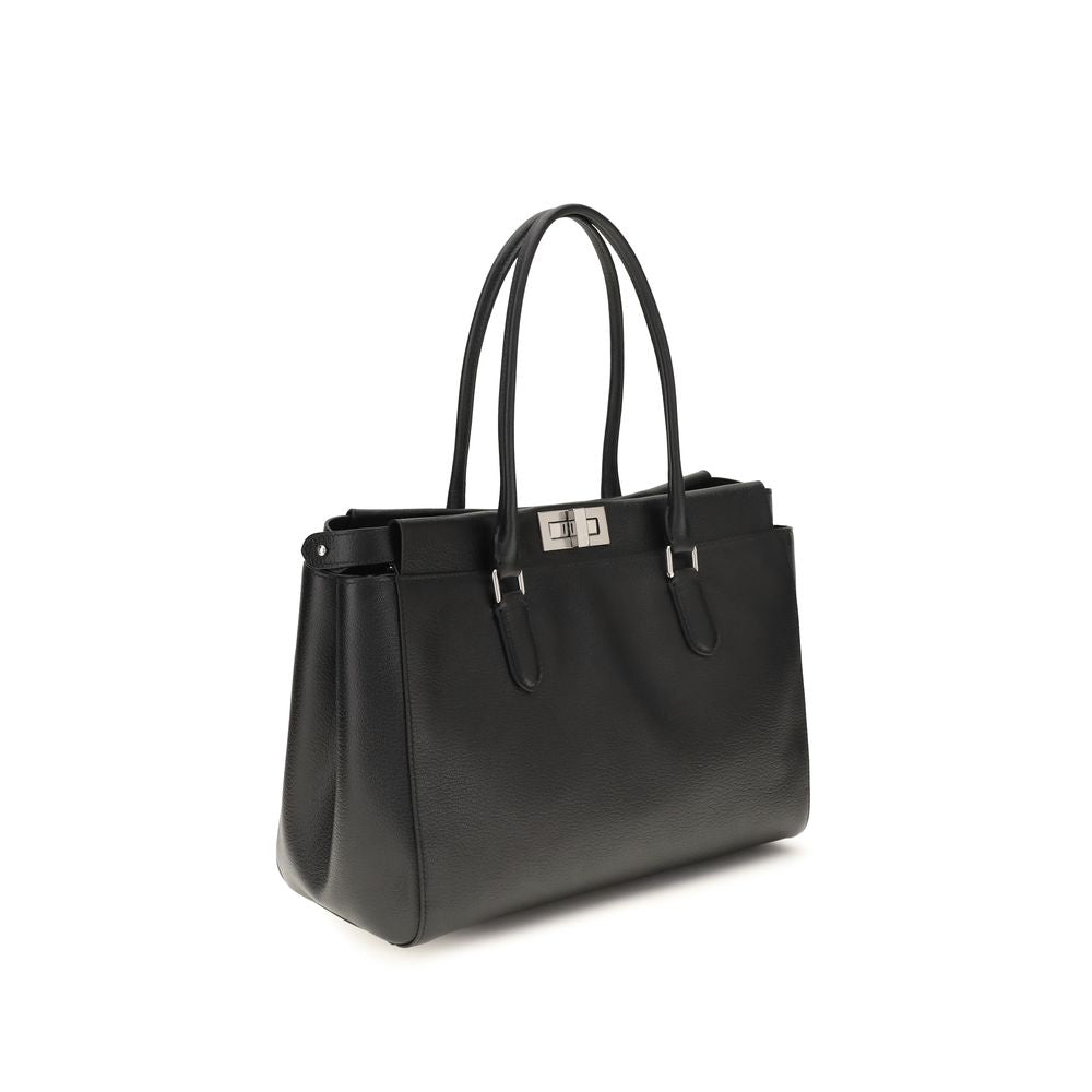 Fendi Borsa a Spalla Nera in Pelle di Vitello