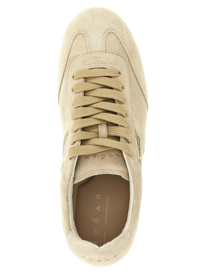 Hogan Sneaker aus Wildleder in Beige