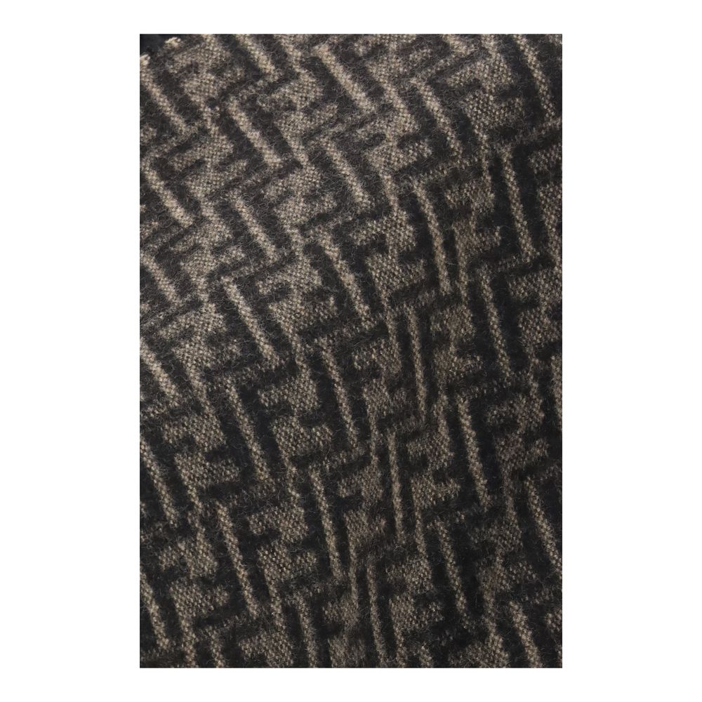 Fendi Schal aus Kaschmir in Schwarz