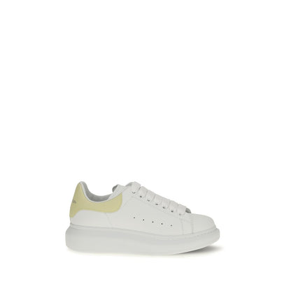 Alexander McQueen Sneaker aus Leder in Weiß