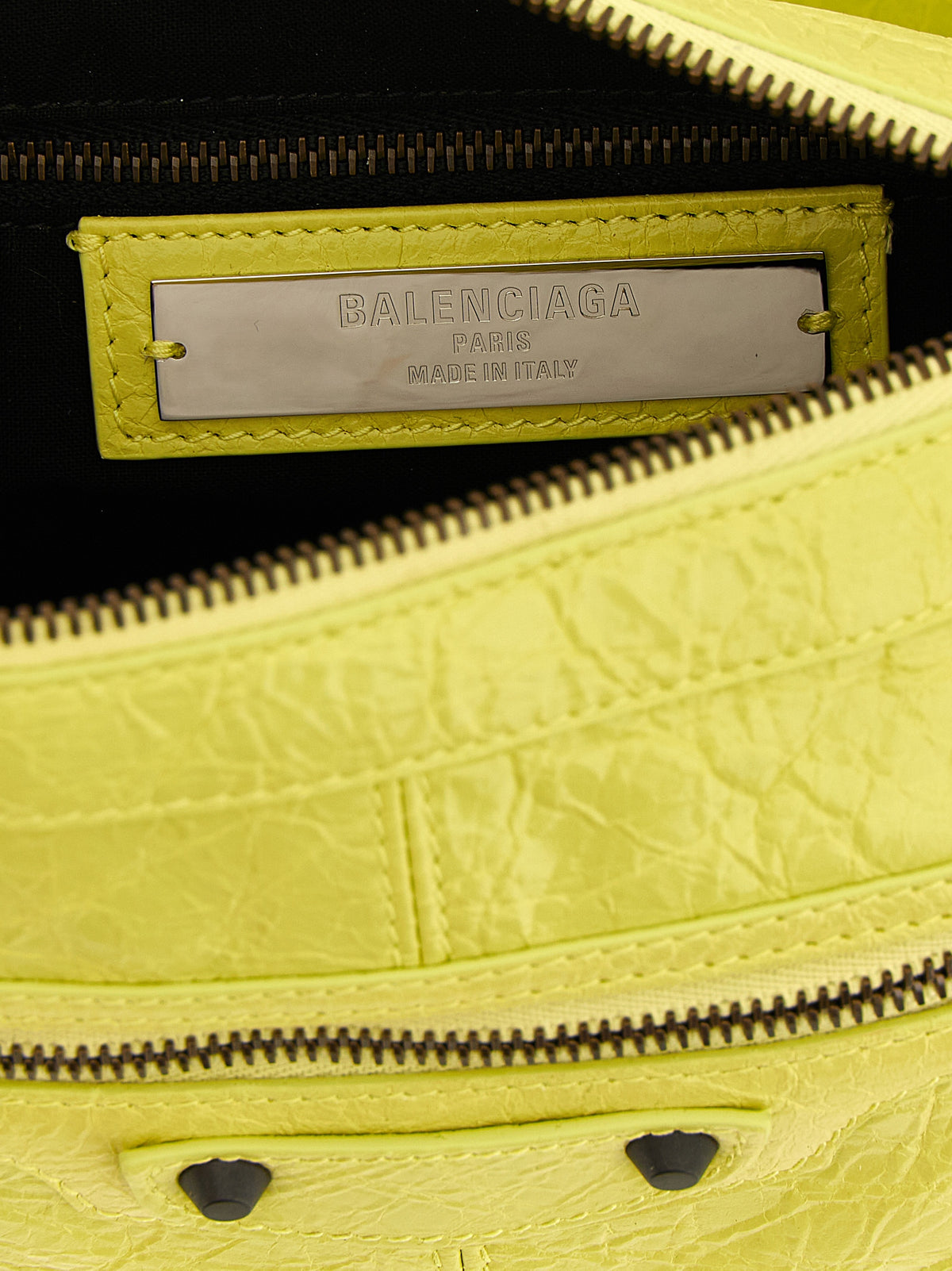 Balenciaga Schultertasche aus Leder in Gelb