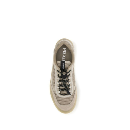 Prada Sneaker aus Leder in Beige