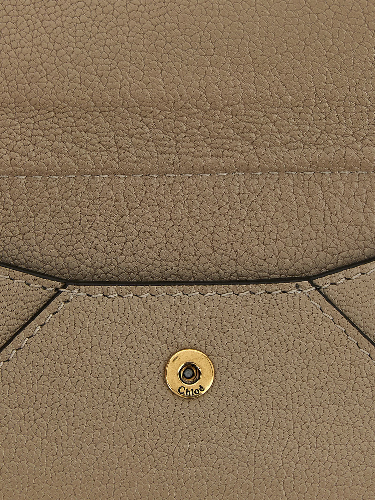 Chloé Kartenhalter aus Leder in Beige