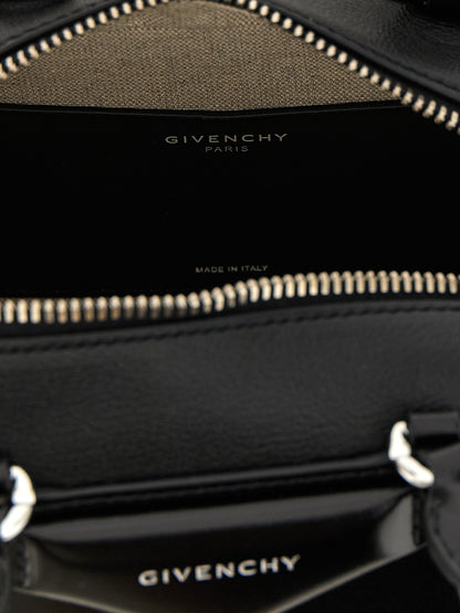 Givenchy Handtasche aus Leder in Schwarz