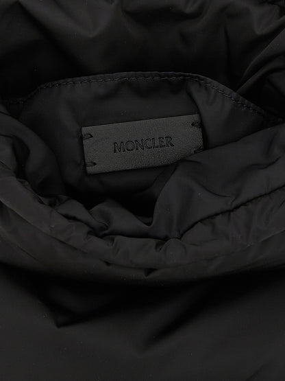 Moncler Schultertasche aus Leder in Schwarz