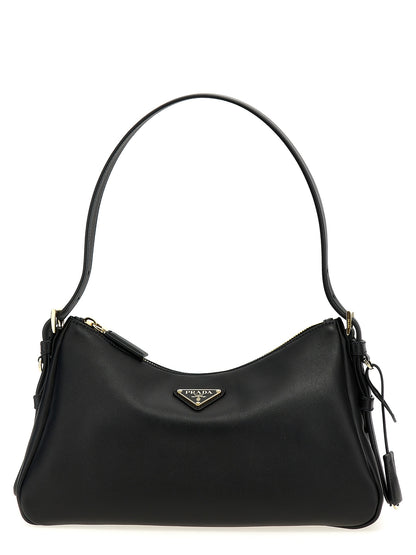 Prada Schultertasche aus Leder in Schwarz