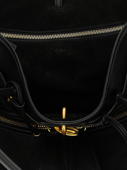 Chloé Schultertasche aus Leder in Schwarz