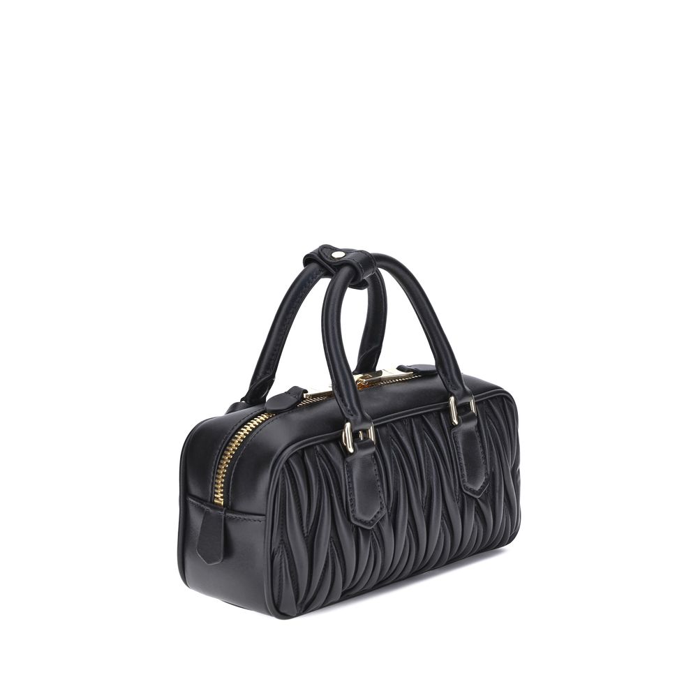 Miu Miu Handtasche aus Leder in Schwarz