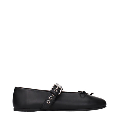 Miu Miu Ballerinas aus Leder in Schwarz