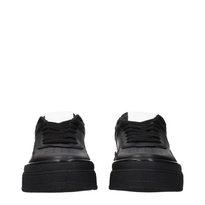 Jil Sander Sneaker aus Leder in Schwarz