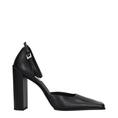 Alaïa Pumps aus Leder in Schwarz