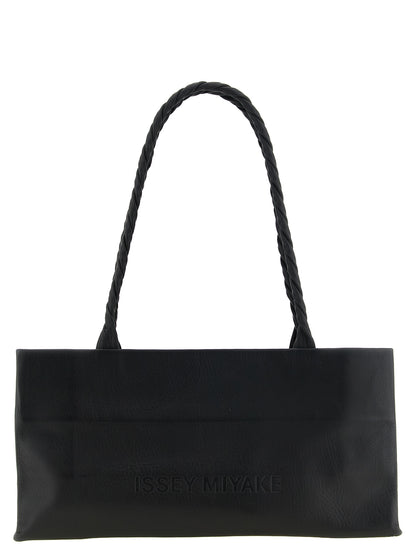Issey Miyake Schwarze Schultertasche aus Polyester – Ansicht 1 | Arca Lucia