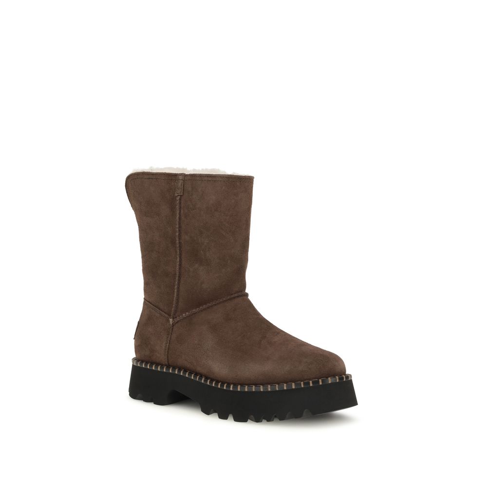 UGG Braune Wildleder-Stiefeletten – Produktansicht 2 | Arca Lucia