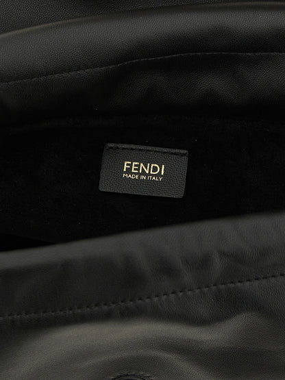Fendi Schwarze Lammleder-Schultertasche – Produktansicht 4 | Arca Lucia