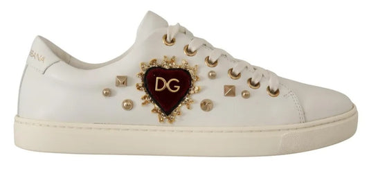 Dolce & Gabbana Weiße Leder-Sneaker mit rotem Herzdetail