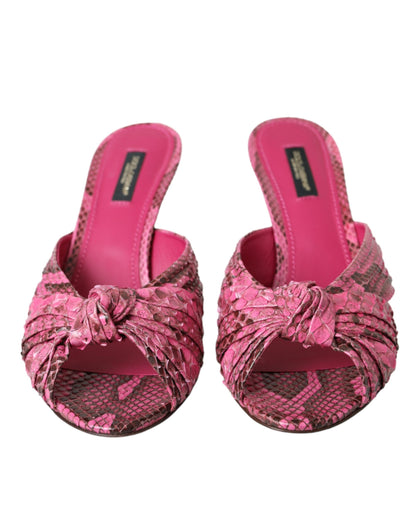 Dolce & Gabbana Rosa Kitten-Heel-Sandalen aus Pythonleder
