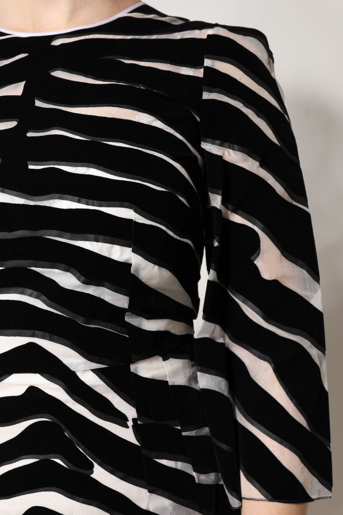 Dolce & Gabbana Schwarz-weißes Zebra-Minikleid