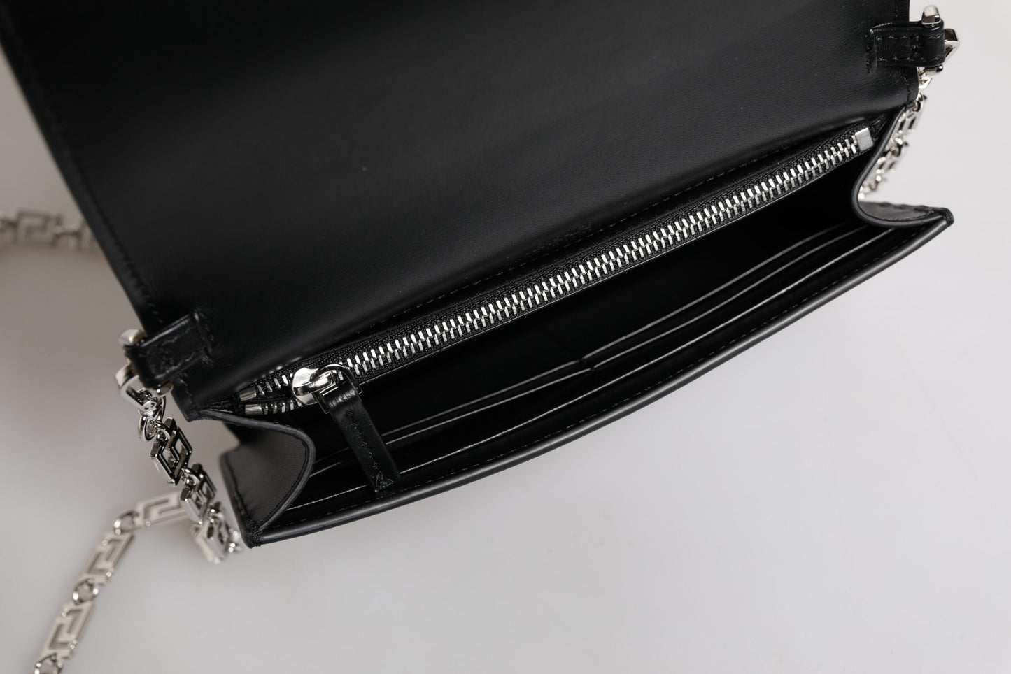 Versace Schwarze Kalbsleder-Kettenriemen-Schulter-Crossbody-Tasche