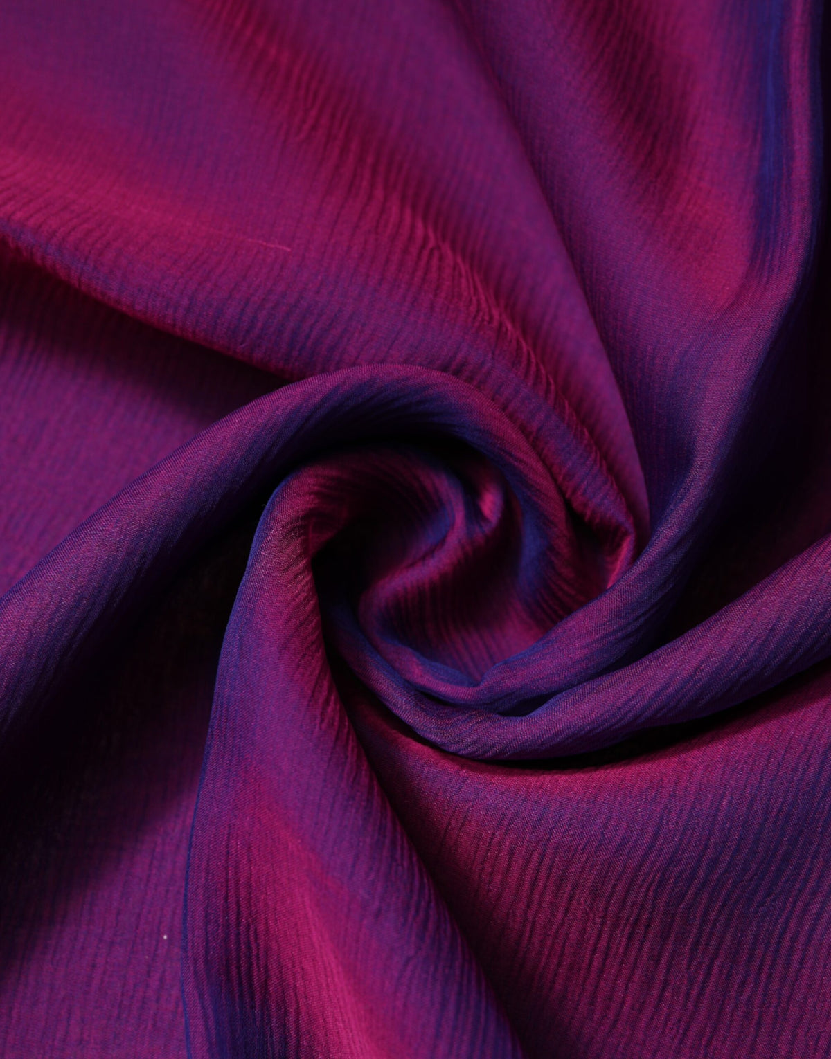 Dolce & Gabbana Lila Seidenschal 135 × 200 cm