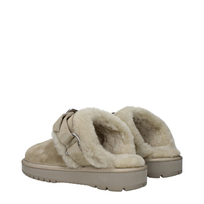 Burberry Grüne Leder-Hausschuhe