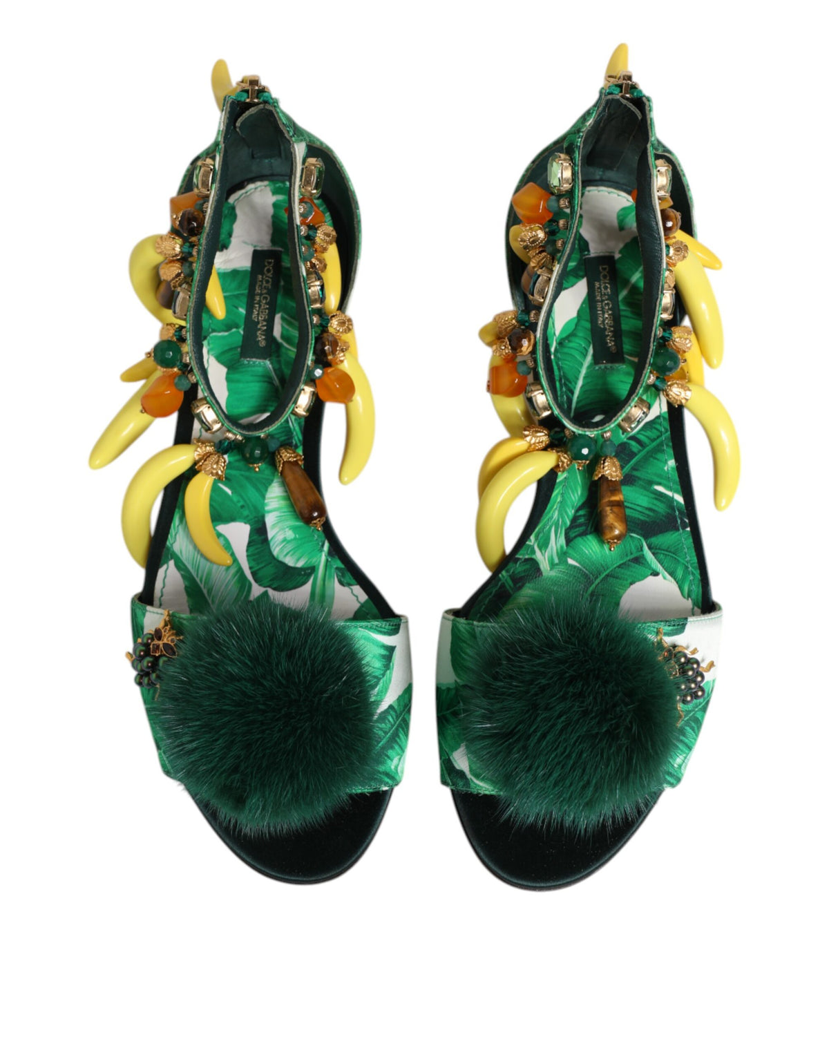 Dolce & Gabbana Grüne Satin-Sandalen mit Bananenblatt-Print und Nerzbesatz