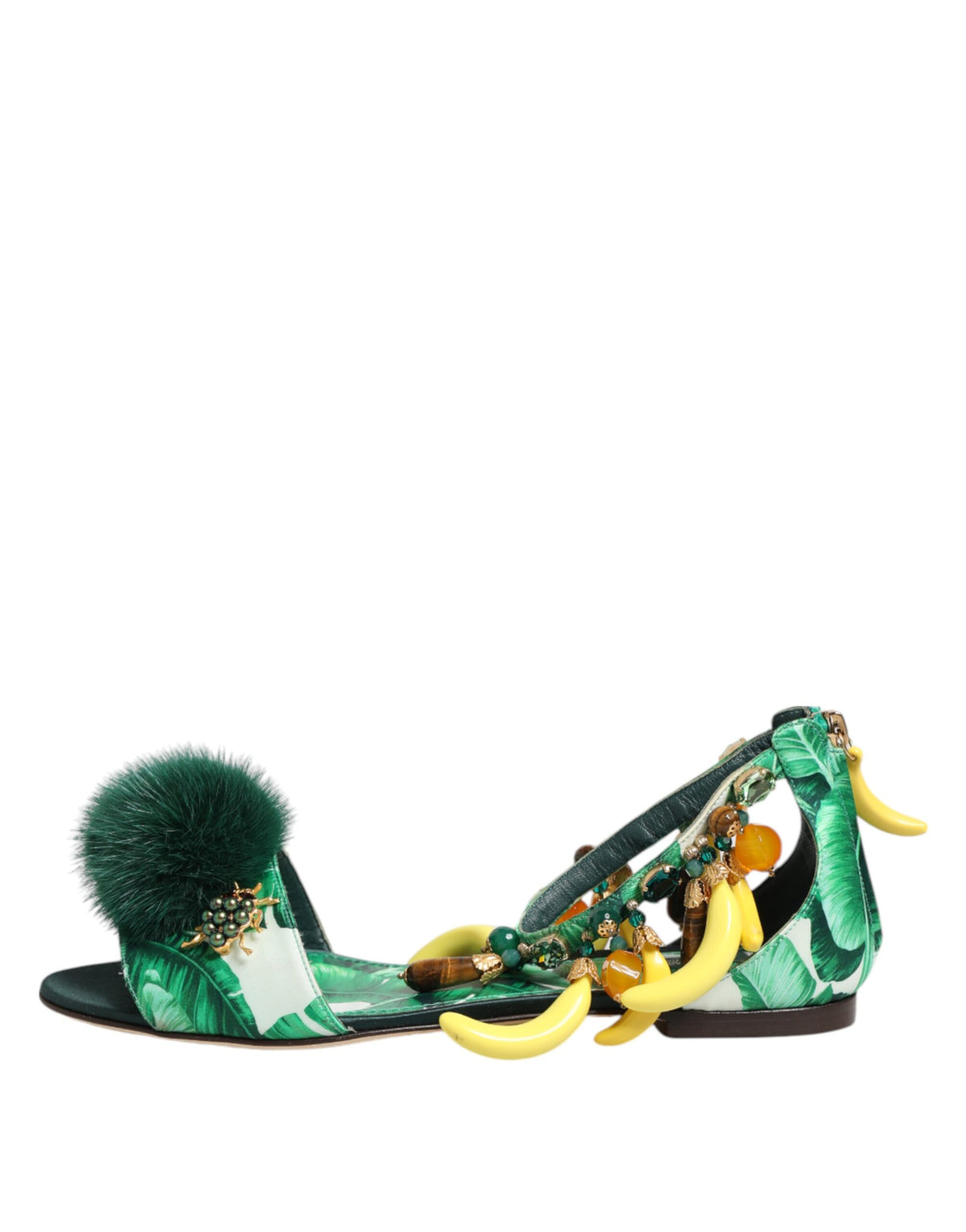 Dolce & Gabbana Grüne Satin-Sandalen mit Bananenblatt-Print und Nerzbesatz