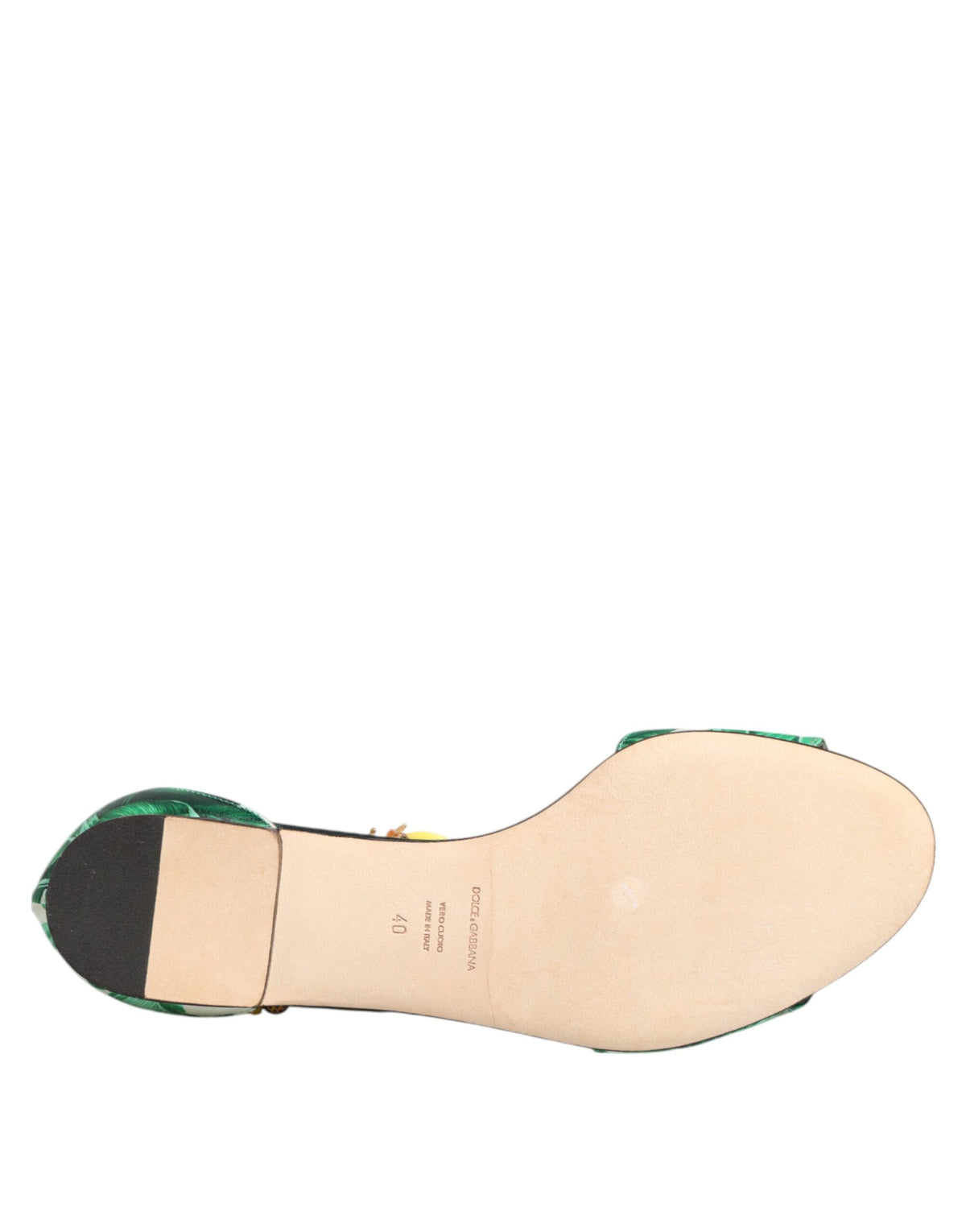 Dolce & Gabbana Grüne Satin-Sandalen mit Bananenblatt-Print und Nerzbesatz