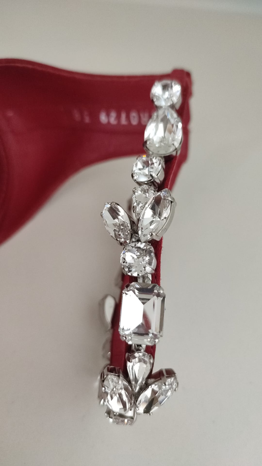 Dolce & Gabbana Keira Sandali Rossi con Cristalli in seta e raso