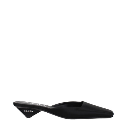 Prada Schwarze Satin-Flachsandalen