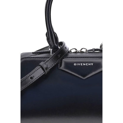 Givenchy Schwarze Kalbsleder Bos Taurus Handtasche