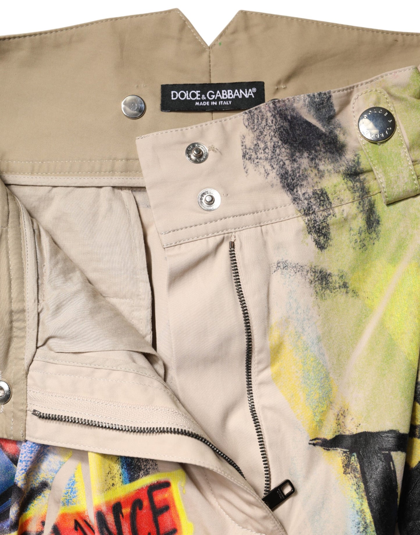 Dolce & Gabbana Mehrfarbige High-Waist Bermuda-Shorts im Graffiti-Stil