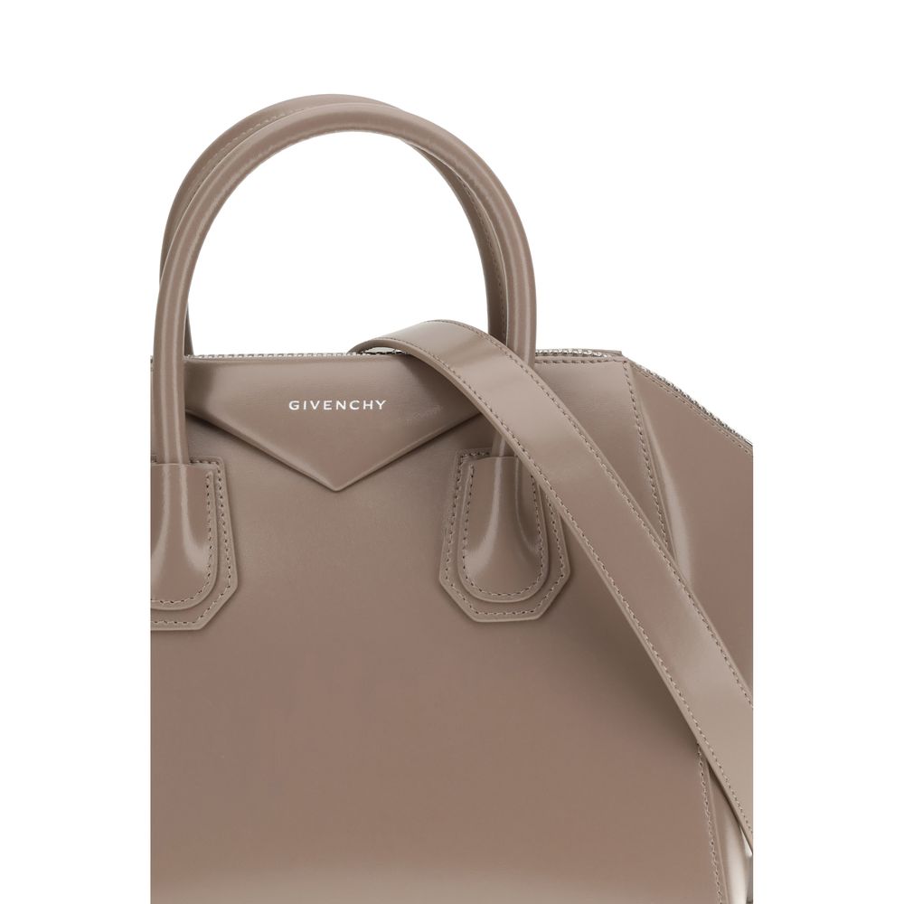 Givenchy Graue Kalbsleder Bos Taurus Schultertasche